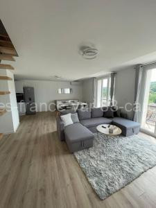 Duplex centre-ville à Carcès