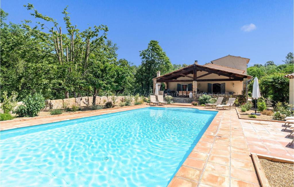 photo de 6 Bedroom Pet Friendly Home In Carcès