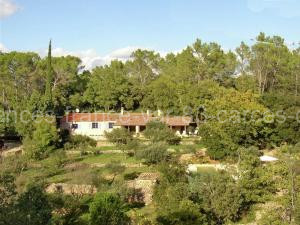 Tranquil holiday home in Carcès with private pool à Carcès